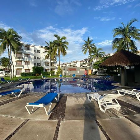 Hermoso Condominio Suites Las Palmas Con Alberca マンサニージョ エクステリア 写真