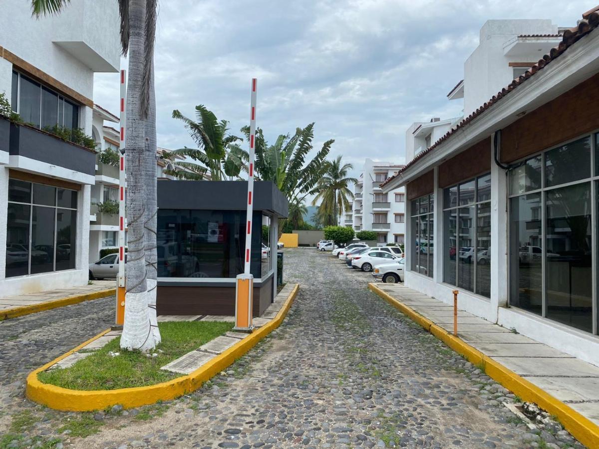 Hermoso Condominio Suites Las Palmas Con Alberca マンサニージョ エクステリア 写真