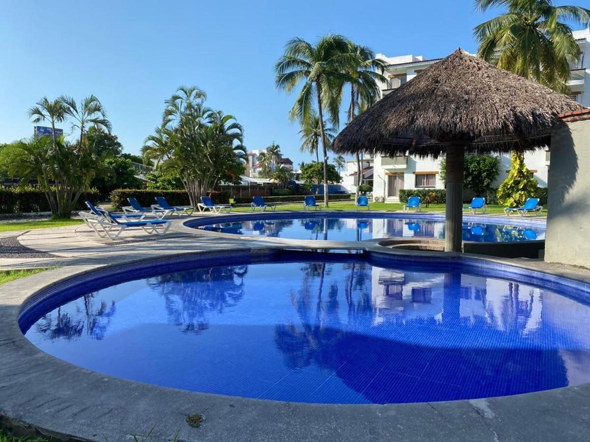 Hermoso Condominio Suites Las Palmas Con Alberca マンサニージョ エクステリア 写真