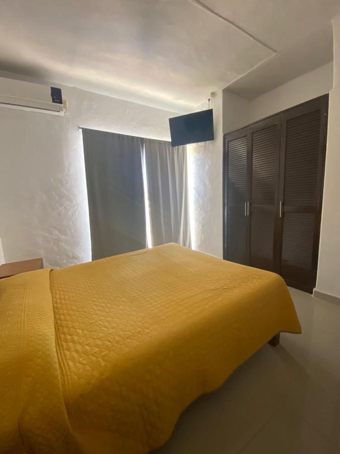 Hermoso Condominio Suites Las Palmas Con Alberca マンサニージョ エクステリア 写真