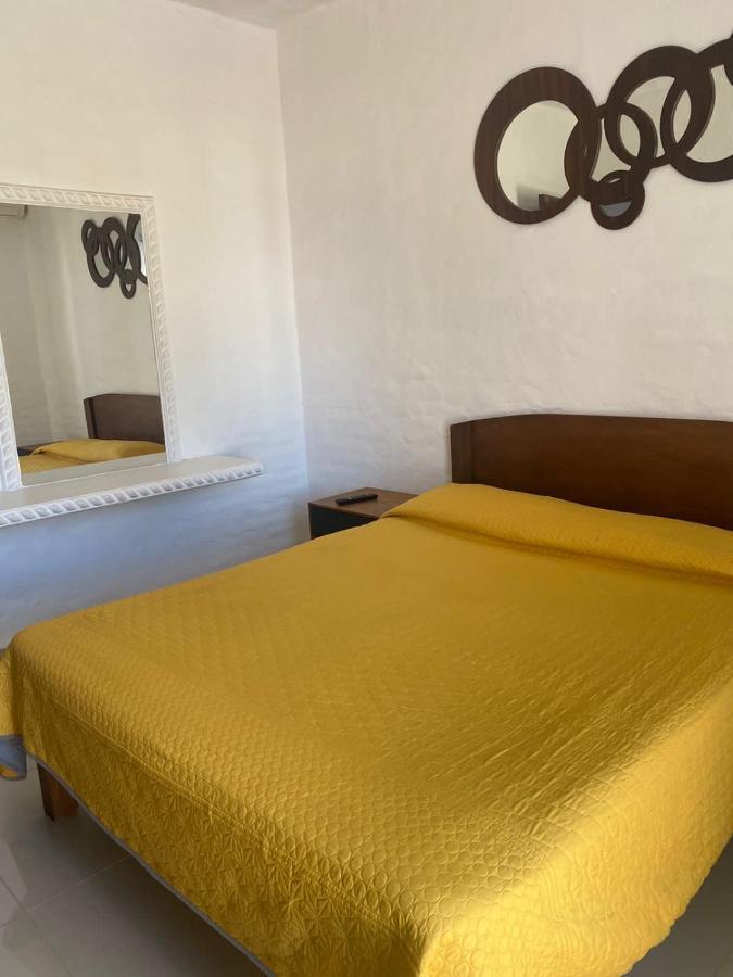 Hermoso Condominio Suites Las Palmas Con Alberca マンサニージョ エクステリア 写真