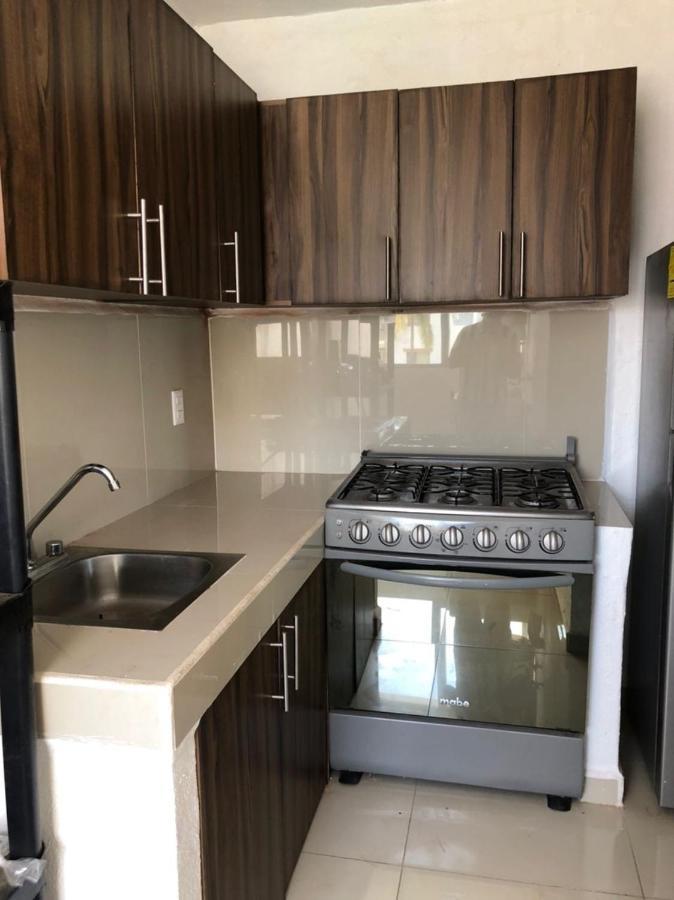 Hermoso Condominio Suites Las Palmas Con Alberca マンサニージョ エクステリア 写真